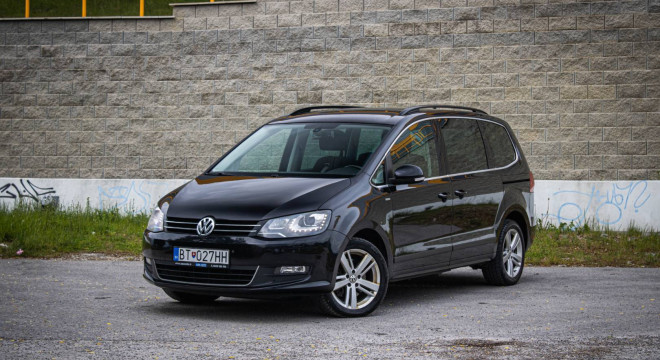 Volkswagen Sharan 2.0 TDI CR DSG, Bixenón, Navi, Ťažné, nelakované, vymenené rozvody