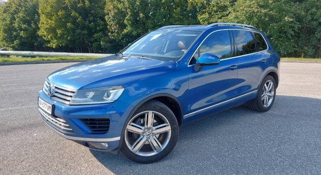 Volkswagen Touareg II 3.0 TDI Executive, 193 kW, 4motion