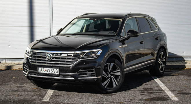 Volkswagen Touareg 3.0 V6 TDI 170 kW Matrix, Vzduch, Masáž