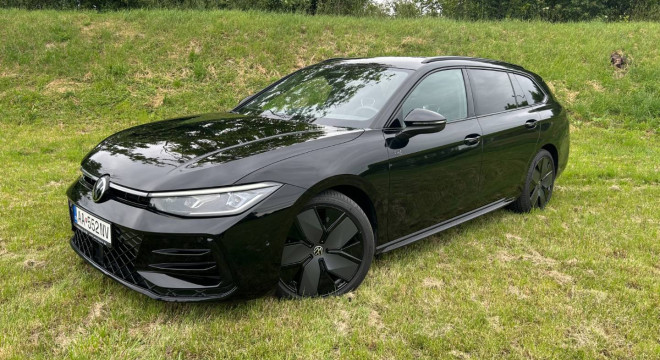 Volkswagen Passat Variant R-Line 2.0 TDI DSG 110KW Black Edition