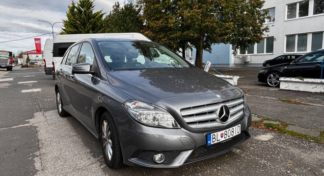 Mercedes-Benz B trieda 180 A/T