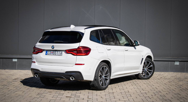 BMW X3 xDrive 20d Msport, Panoráma, HUD, Keylles-go, ambient, El ťažné, po servise