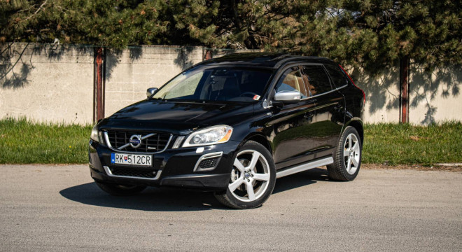 Volvo XC60 T-6 304k AWD R-Design Geartronic
