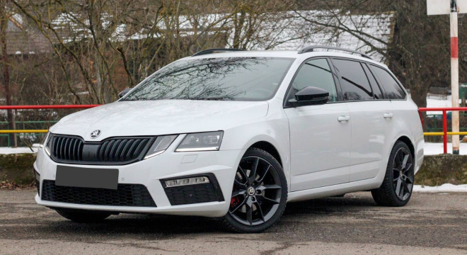 Škoda Octavia Combi 2.0 TDI DPF RS 4x4 DSG