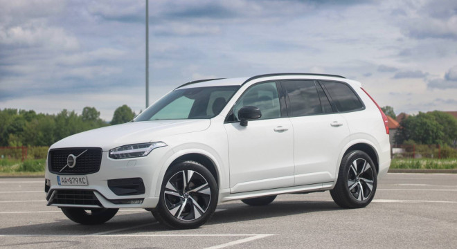 Volvo XC90 2.0 B5 Drive-E R-Design AWD A/T