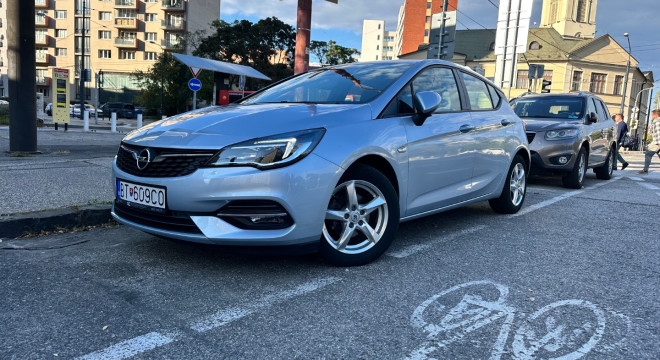 Opel Astra 1.2 Turbo 130k Elegance