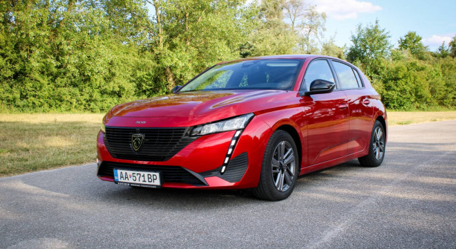 Peugeot 308 1.2 PureTech, 1 majiteľ, SK auto