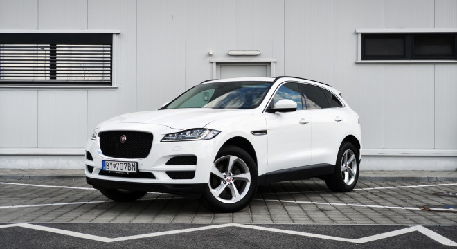 Jaguar F-Pace 2.0 I4 P250 Prestige AWD