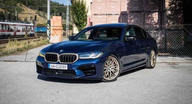 BMW Rad 5 540d xDrive M5 CS Look, Laser, Masáže, HUD, Strešné okno, alcantara strop, DPH