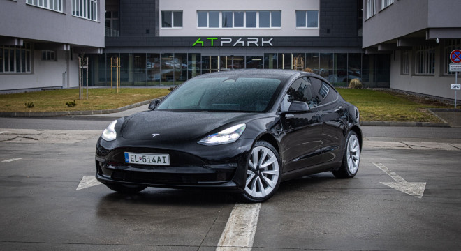 Tesla Model 3 Long Range Refresh 82 kWh, Matrix, Tepelko, S3XY, Commander, záruka