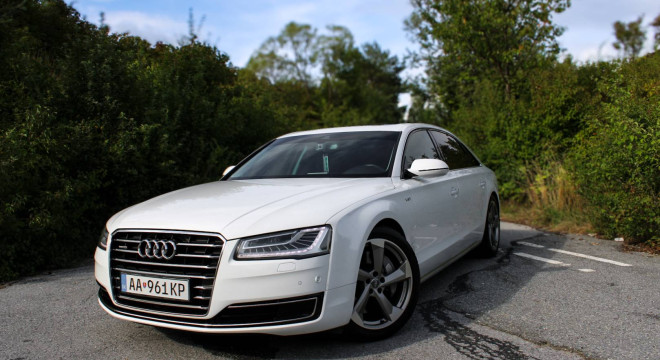 Audi A8 Long 4.2 TDI clean diesel V8 385k quattro tiptronic 8-st.