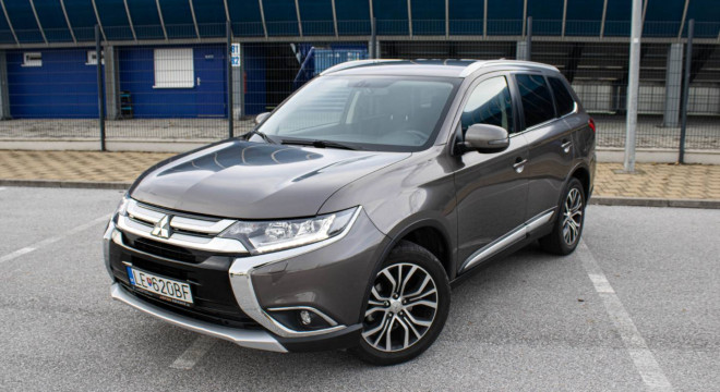 Mitsubishi Outlander 2,2 DI-D, 4WD
