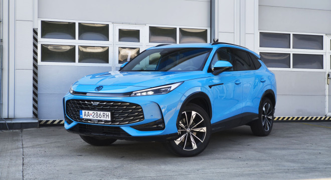 MG HS 1.6 TGI Exclusive Automat