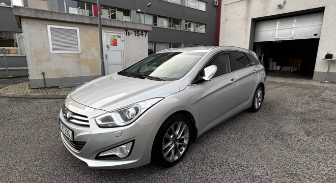 Hyundai i40 CW 1.7 CRDi Family A/T