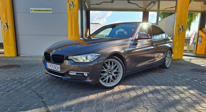 BMW Rad 3 320d EfficientDynamics Edition A/T