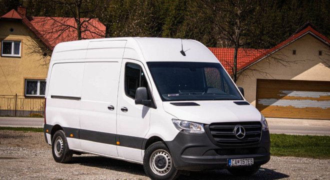 Mercedes-Benz Sprinter 311 L2H2 predný náhon