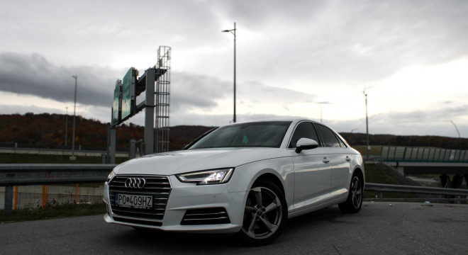 Audi A4 2.0 TDI S tronic Basis