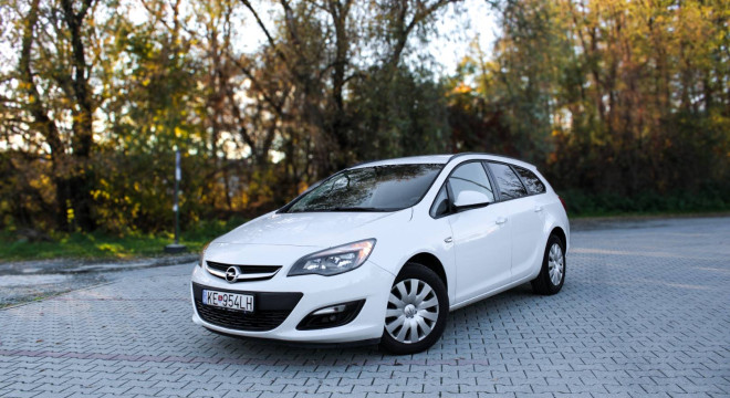Opel Astra Sport Tourer ST 1.4 Turbo 120k Enjoy