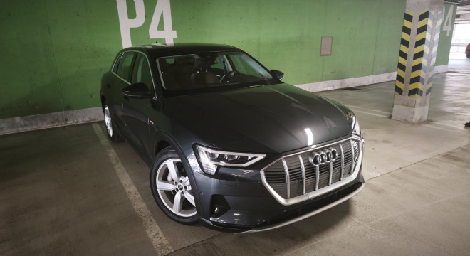 Audi e-tron e-tron 55