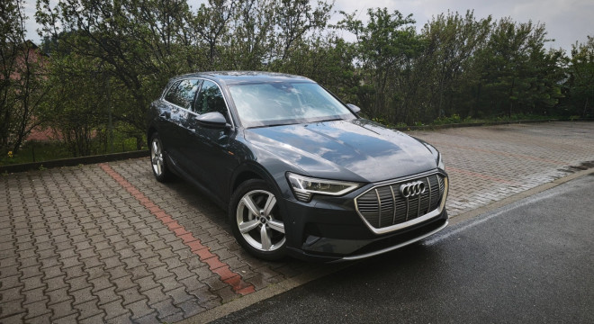Audi e-tron e-tron 55