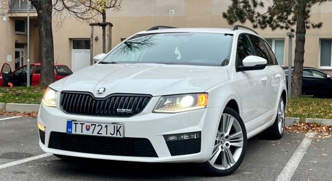 Škoda Octavia Combi 2.0 TDI DPF RS DSG