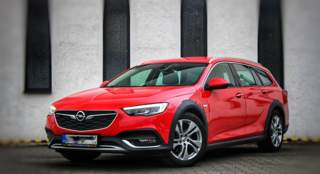 Opel Insignia country tourer CT 2.0 CDTI BiTurbo 210k S&S 4x4 AT8