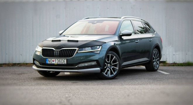 Škoda Superb Combi 2.0 TDI SCR Scout 4x4 DSG