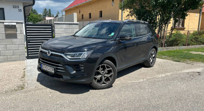 SsangYong Korando 1.5 Turbo e-XGI 163k Premium A/T