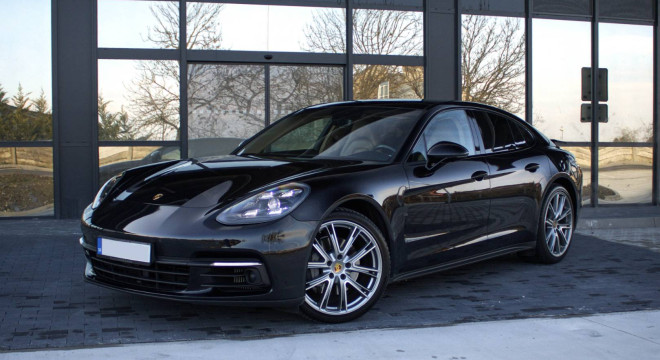 Porsche Panamera 4S A/T