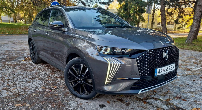 DS 7 CROSSBACK 1.5 HDI najvyššia výbava EXUPÉRY po 1. majiteľovi!