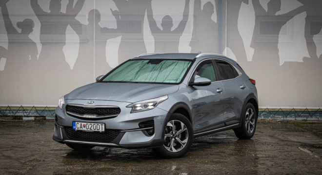 Kia XCeed 1.5 T-GDi 118kW Gold, 1. Majiteľ, Slovenské, Full Led, Bezdrótové nabíjanie