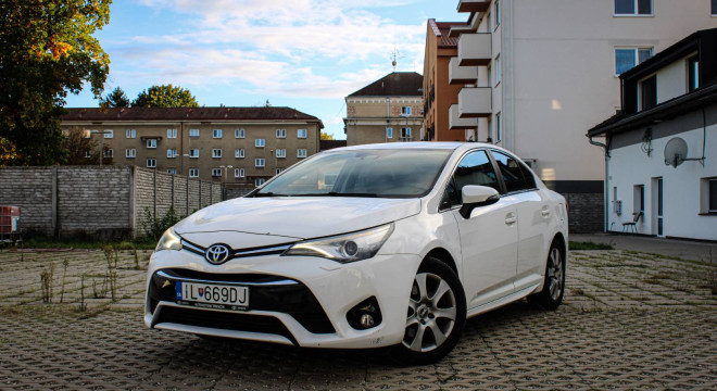 Toyota Avensis 2.0 D-4D S&S Executive