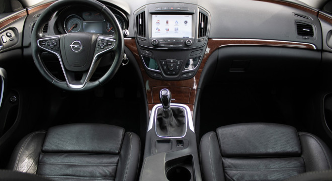 Opel Insignia ST combi 1.6T 125kw LPG manuál