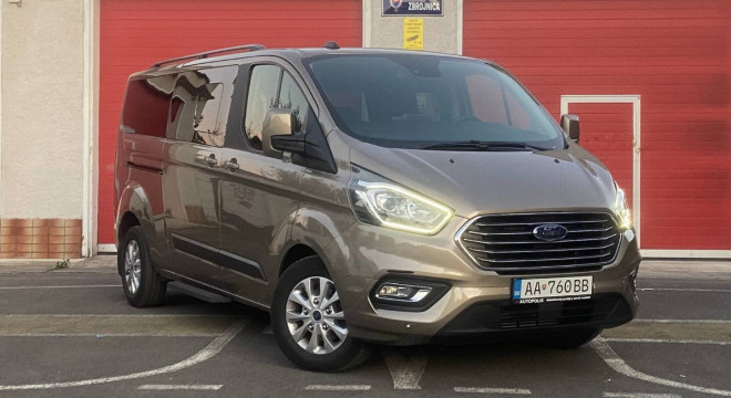 Ford Tourneo Custom 2.0 TDCi 170 Family L2 A/T