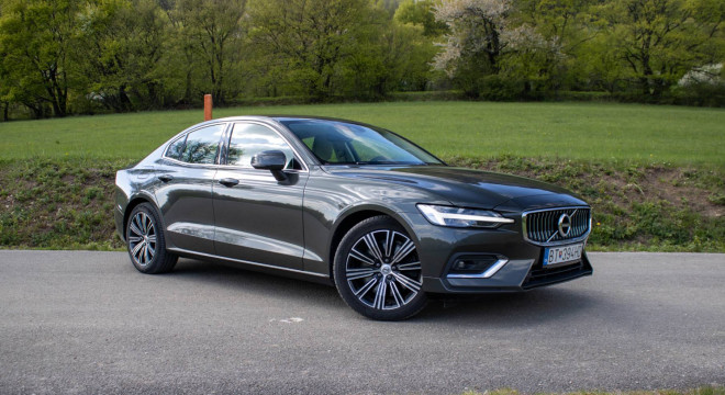 Volvo S60 B5 Inscription 4x4 A/T, 184kW, Slovenské