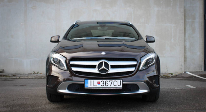 Mercedes-Benz GLA 200 d A/T