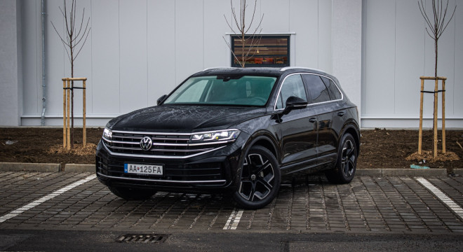 Volkswagen Touareg 3.0 V6 TDI 210kW, Masáž, Webasto, HUD, nočné videnie, softclose, ťažné