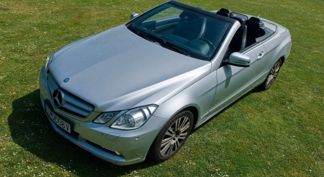 Mercedes-Benz E trieda Kabriolet 250 CGI Blue 5st. Automat Benzín