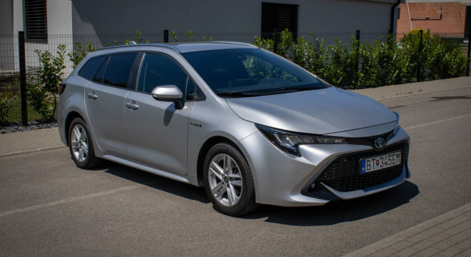 Toyota Corolla Combi TS 1.8 Hybrid e-CVT Comfort Tech Style Happy Edition