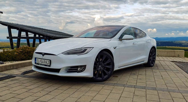 Tesla Model S 75D 4x4 386kW, Premium Konektivita, Panoráma, Autopilot