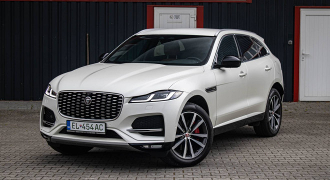 Jaguar F-Pace P400e Plug-in Hybrid