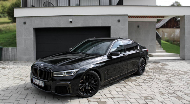 BMW Rad 7 750i xDrive A/T