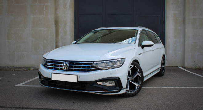 Volkswagen Passat Variant R-LINE 2.0 TDI DSG Highline