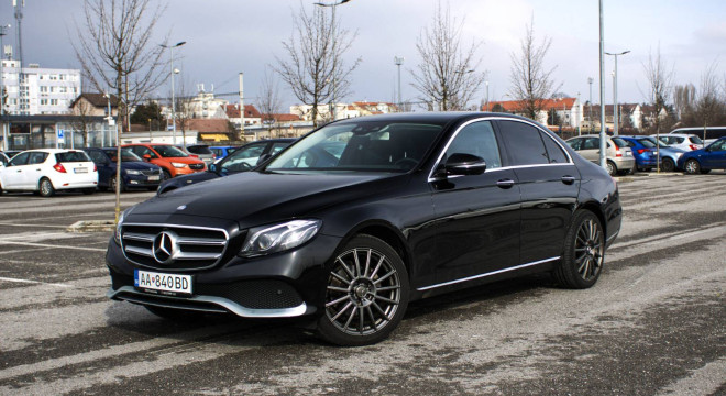 Mercedes-Benz E trieda Sedan 220d, 143kw, AT9, AMG paket