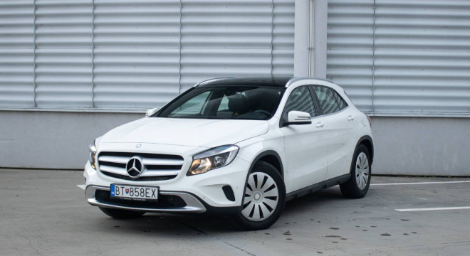 Mercedes-Benz GLA 200 d 4MATIC A/T