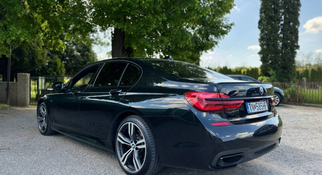BMW Rad 7 730d xDrive A/T