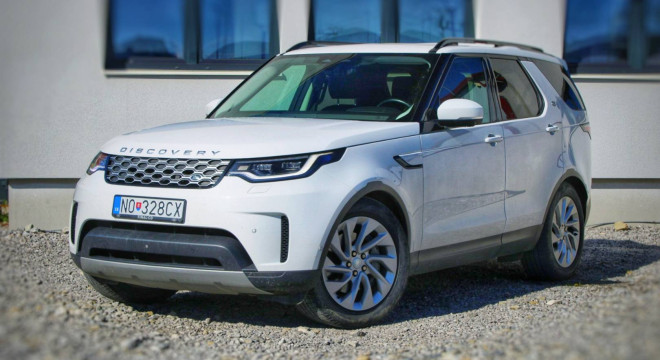 Land Rover Discovery 3.0 I6 D250 MHEV HSE AWD A/T 5+2