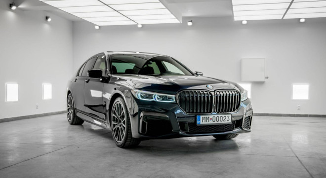 BMW Rad 7 730d xDrive MSport, Service Inclusive, šíber, soft-close, keramika, DPH