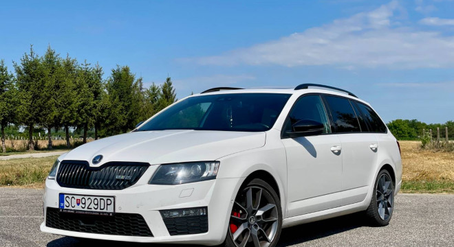 Škoda Octavia Combi 2.0 TDI DPF RS DSG