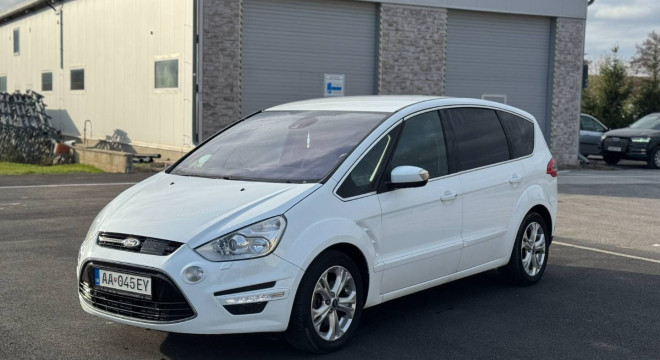Ford S-Max 2.0 TDCi DPF Titanium A/T 7m
